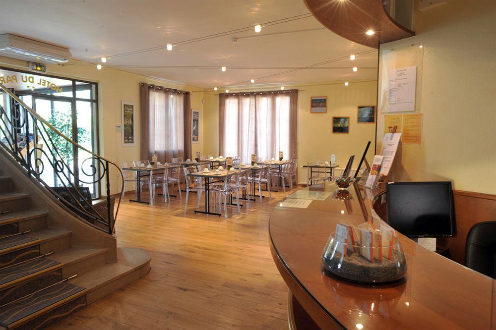 Brit Hotel Du Parc Niort Centre-Parking Gratuit Ngoại thất bức ảnh