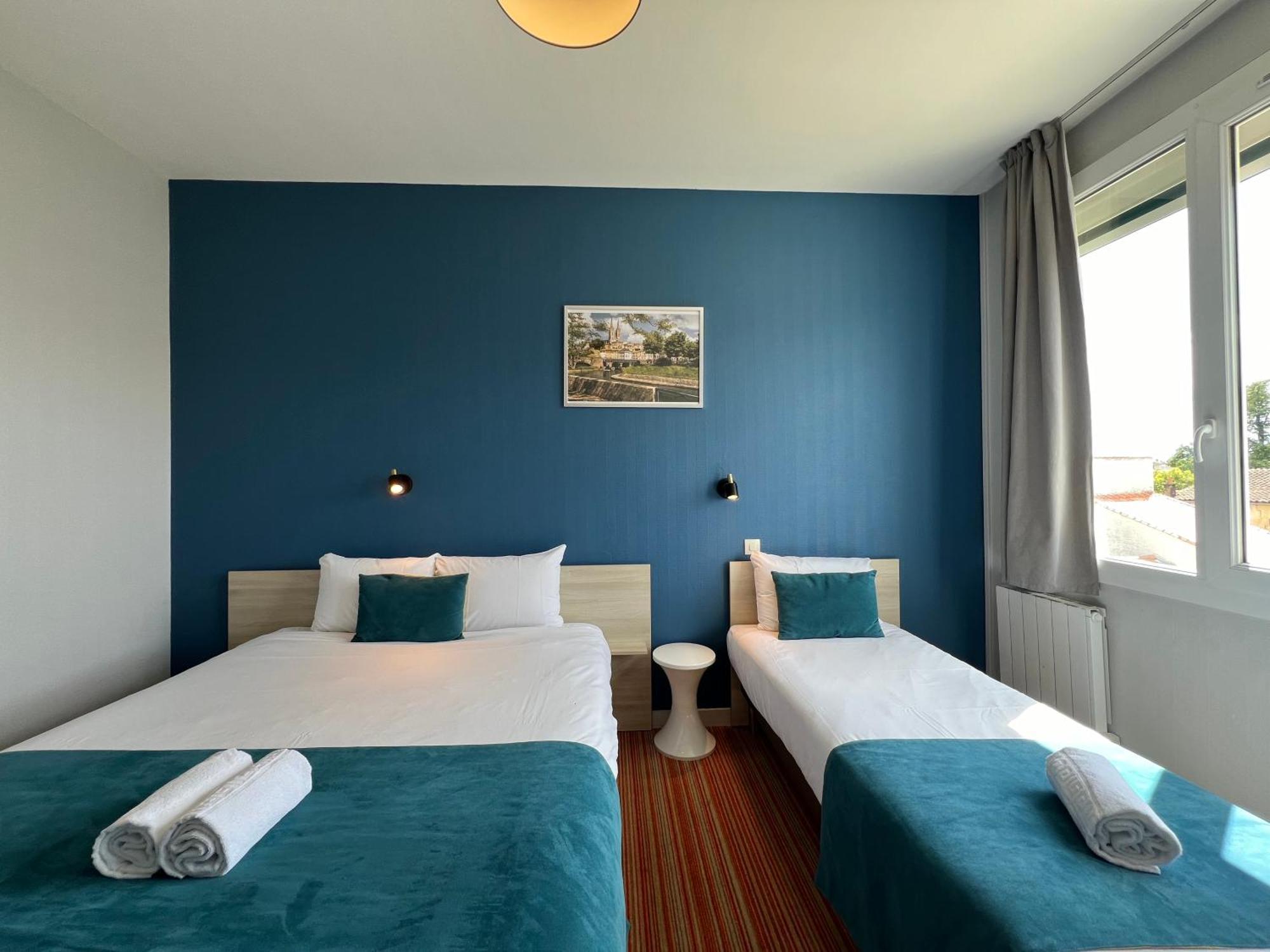 Brit Hotel Du Parc Niort Centre-Parking Gratuit Ngoại thất bức ảnh