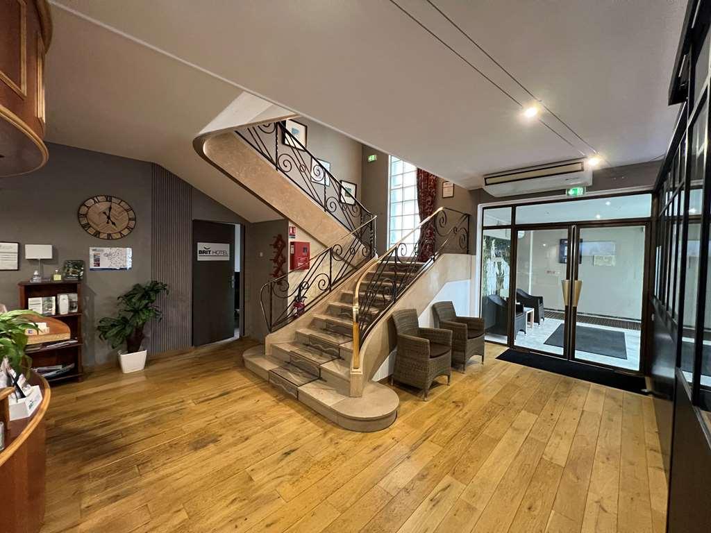 Brit Hotel Du Parc Niort Centre-Parking Gratuit Nội địa bức ảnh